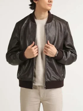 Men’s Classic Leather Brown Bomber Jacket Closure