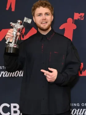 MTV Video Music Awards 2025 Alex Warren Black Shirt