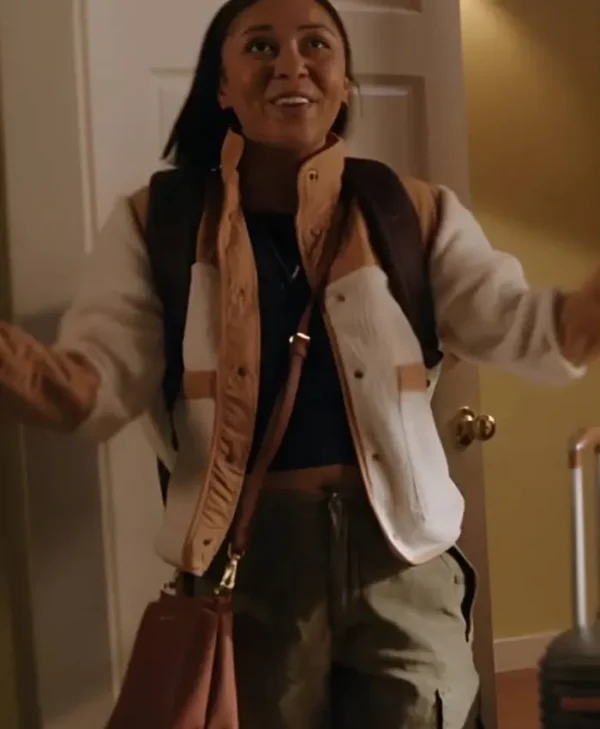 My Life With The Walter Boys S02 White-Tan Sherpa Jacket