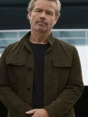 The Woman in Cabin 10 2025 Green Guy Pearce Jacket