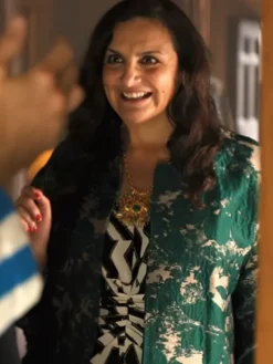 Emily in Paris S5 Laurence Gormezano Floral Wrap Coat