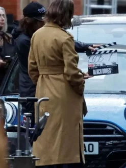 Keira Knightley brown Doves S02 Brown Coat