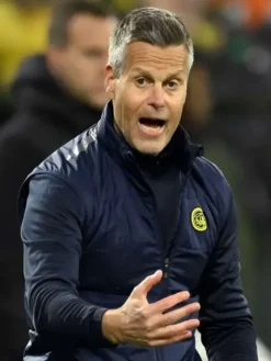 Manager Kjetil Knutsen Blue Vest