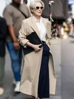 Meryl Streep Movie The Devil Wears Prada 2 Miranda Priestly Beige Trench Coat For Sale
