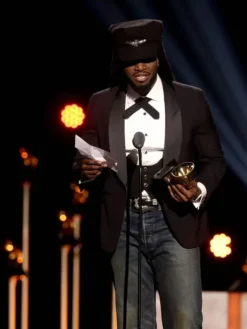 shaboozey grammys 2026 black blazer