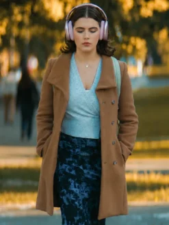 Brown Off Campus S01 Hannah Wells Coat