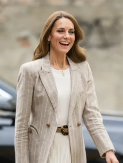 Kate Middleton Princess of Wales Remida Blazer