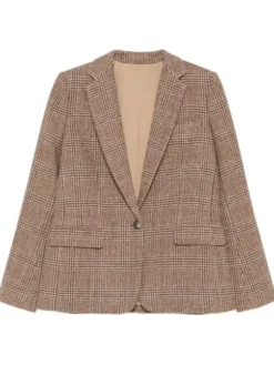 Kelly Reilly Dutton Ranch 2026 Brown Checkered Blazer