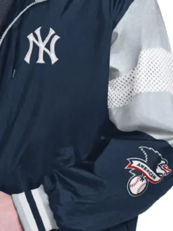 Alternative view of Navy and Gray NY Yankees Legacy Lightweight Hooded Jacket