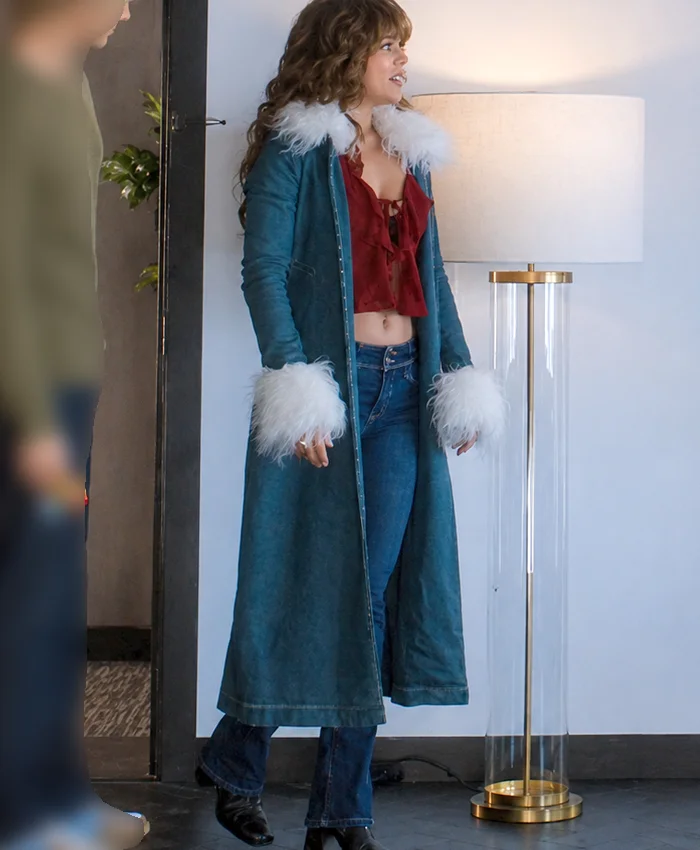 Off Campus S01 Blue Allie Hayes Coat