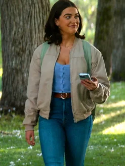 Off Campus S01 Hannah Wells Beige Jacket