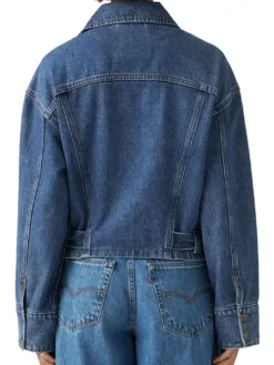 Off Campus S01 Hannah Wells Blue Jacket