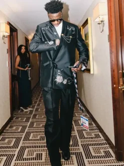 2026 NBA Draft AJ Dybantsa Black Floral-Embroidered Suit
