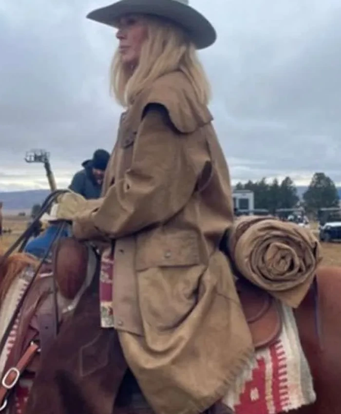 Dutton Ranch S01 Beth Dutton Brown Coat