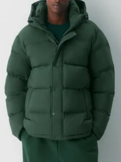 Aritzia-Men-Super-Puffer-Jacket