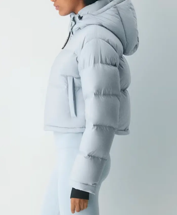 Aritzia-Super-Puffer-Short-Jacket-dew-blue