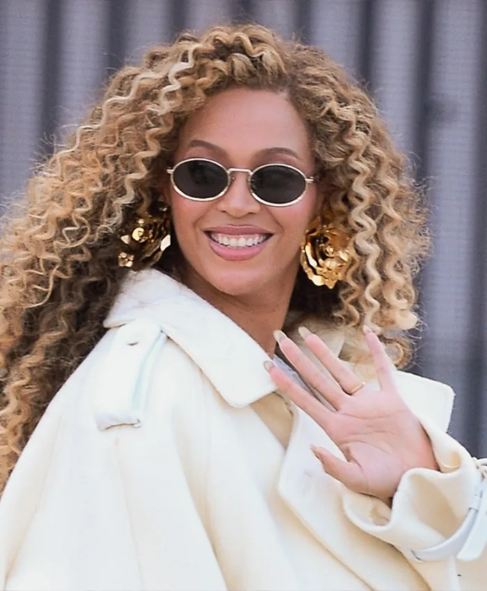 Beyonce FIFA World Cup 2026 Final White Coat