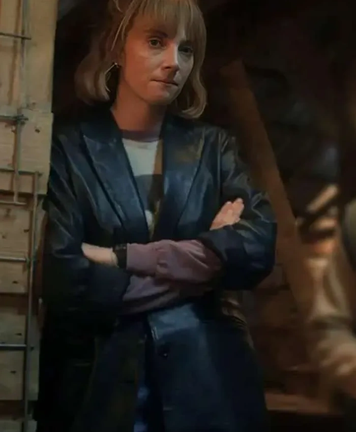 Close Up of Series Stranger Things S05 Robin Buckley Black Leather Coat