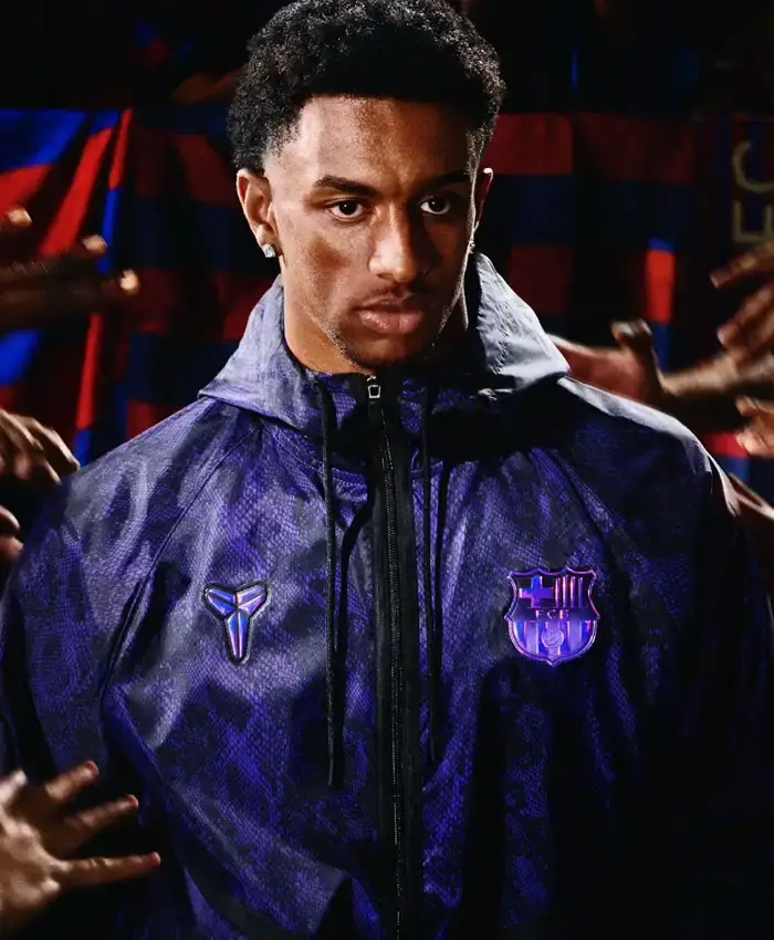 Close-up of Alejandro Balde Nike FC Barcelona x Kobe Bryant 26-27 Away Purple Snakeskin Anthem Jacket