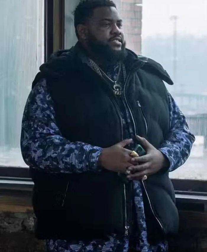 Deverin Washington Mayor of Kingstown S03 Black Puffer Vest Side View