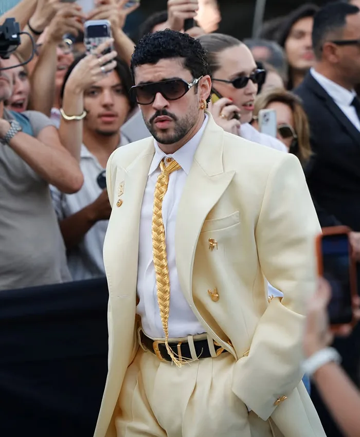 Haute Couture 26-27 Show Bad Bunny Yellow Suit