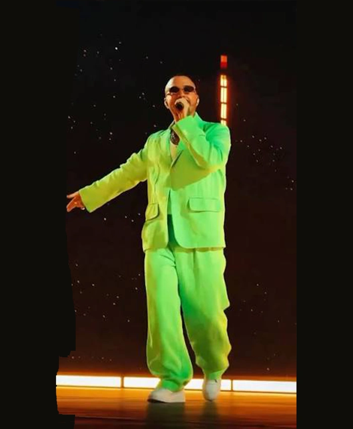 J Balvin Final Show Paris 2026 Green Suit