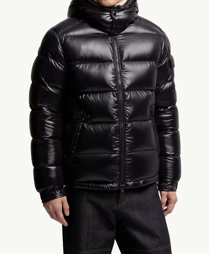 Moncler-Maya-Matte-Short-Down-Jacket-In-Black