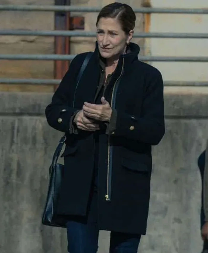 Nina Hobbs Mayor of Kingstown S04 Black Coat