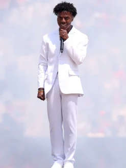 Speed FIFA World Cup Final Halftime Show White Suit
