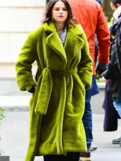 Close-up of Mabel Mora Only Murders In The Building S03 Green Fur Long Coat