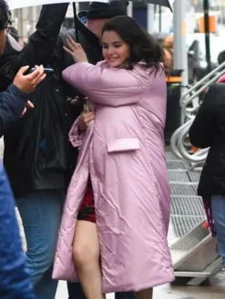 Close-up of Selena Gomez Only Murders in the Building S03 Pink Puffer Coat