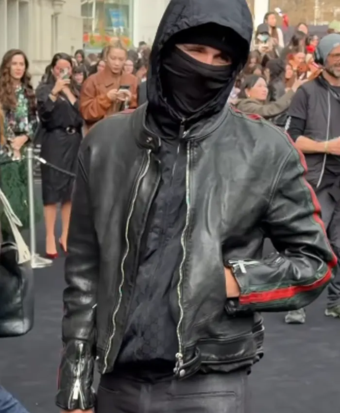Close view of EsDeeKid Gucci Primavera Red And Green Side Strips Black Racer Leather Jacket