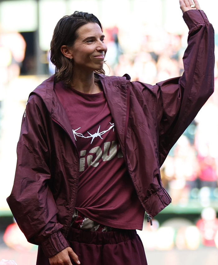 Thorns-FC-v-Summit-FC-Tobin-Heath-Farewell-Ceremony-Burgundy-Hooded-Jacket-Right