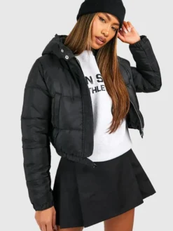 Womens-Cropped-Black-Puffer-Jacket-With-Hood