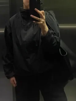 Womens-Uniqlo-Rain-Jacket-Black