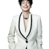 Anne-Hathaway-Vogue-China-White-Blazer