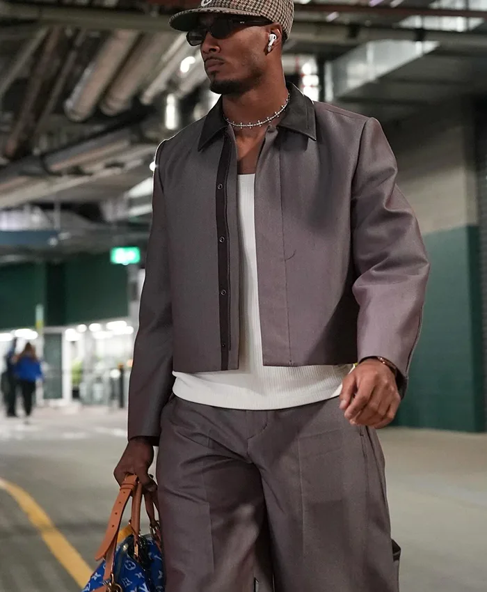 Close-up of NFL Los Angeles Rams Quentin Lake Arrival Mauve Grey Cropped Jacket
