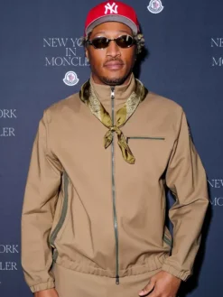 Close view of New York in Moncler 2026 Future Fourioun Beige Cotton Blend Short Track Jacket