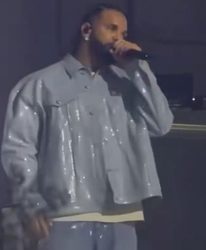 Don-Toliver-Toronto-Tour-2026-Surprise-Guest-Drake-Iceman-Blue-Sequin-Jacket