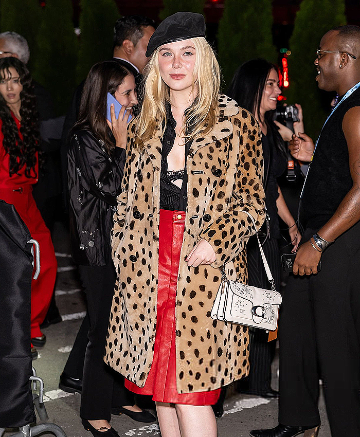 Fashion-Show-Elle-Fanning-Leopard-Coat