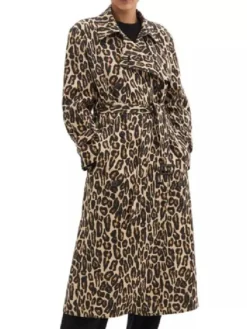 Kristen-Johnston-Laenne-Season-2-Leopard-Print-Trench-Coat