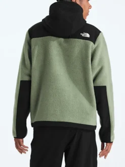 North Face Retro Denali Hoodie Style Jacket For Men