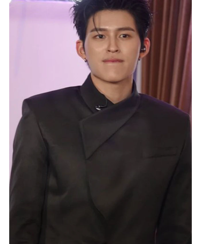 Shop-Brand-Event-2026-Thai-Actor-Phuwin-Tangsakyuen-Black-Blazer-Front-View