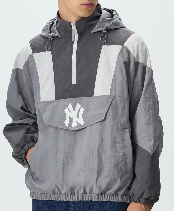 Shop Men's Kith for the New York Yankees 2026 Nylon Dante Pullover Jacket For Sale