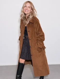 Sienna Miller London FW 2026 Brown Coat
