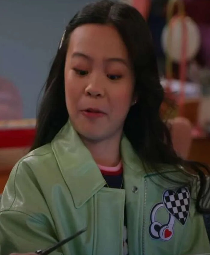 Sophie-Vampirina-Teenage-Vampire-Tv-Series-Jiwon-Lee-Green-Leather-Jacket-Closeup
