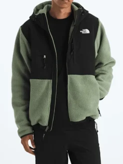 The North Face Men's Retro Denali Hoodie Style Jacket