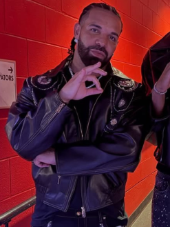 Toronto-Concert-2026-Drake-Leather-Jacket