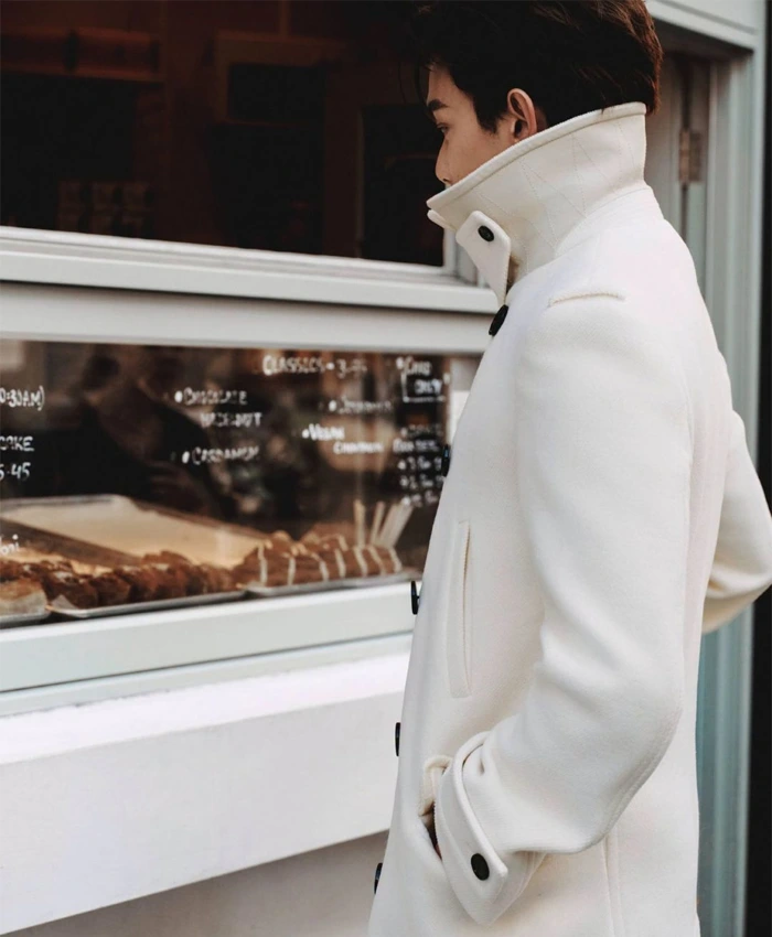 Wu Lei Burberry Ambassador Wool-blend Coat In White
