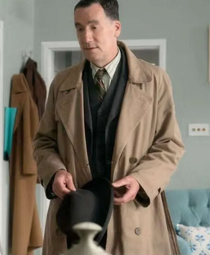 Atticus-Pund-TV-Series-Marble-Hall-Murders-2026-Tim-McMullan-Beige-Trench-Coat-Front